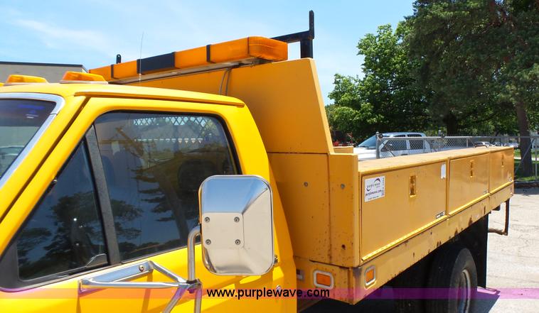 image for item K5494 1994 Ford F350 dump bed pickup truck