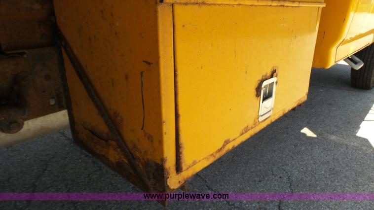 image for item K5494 1994 Ford F350 dump bed pickup truck