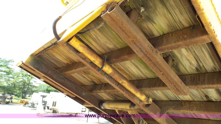 image for item K5494 1994 Ford F350 dump bed pickup truck