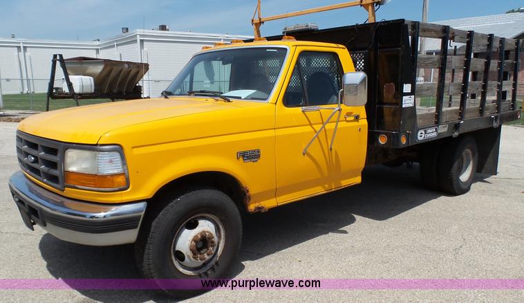 image for item K5497 1995 Ford F350 flatbed pickup truck