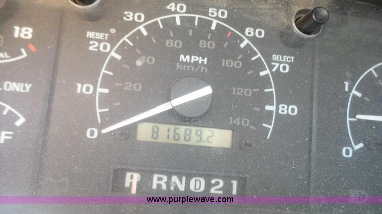 image for item K5497 1995 Ford F350 flatbed pickup truck