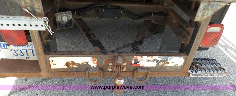 image for item K5497 1995 Ford F350 flatbed pickup truck