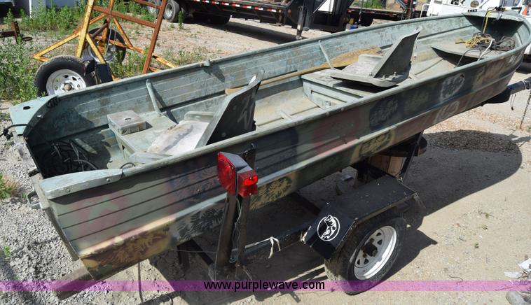 image for item K7276 1971 Art Rollman Aluminum V-bottom boat