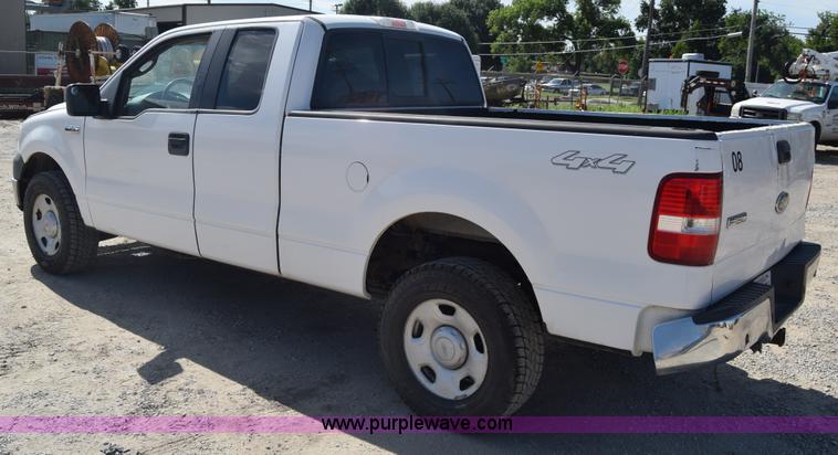image for item K7280 2005 Ford F150 SuperCab pickup truck