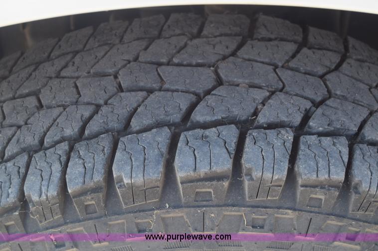 image for item K7280 2005 Ford F150 SuperCab pickup truck