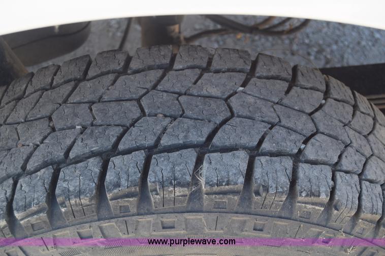 image for item K7280 2005 Ford F150 SuperCab pickup truck