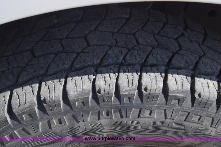 image for item K7280 2005 Ford F150 SuperCab pickup truck