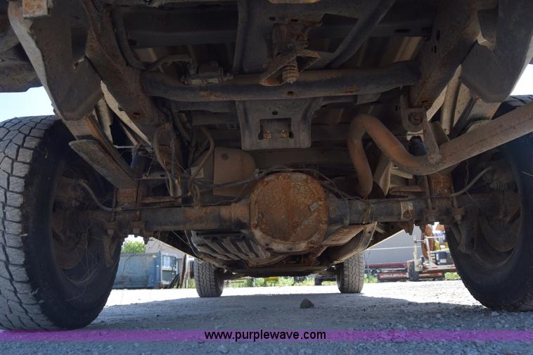 image for item K7280 2005 Ford F150 SuperCab pickup truck