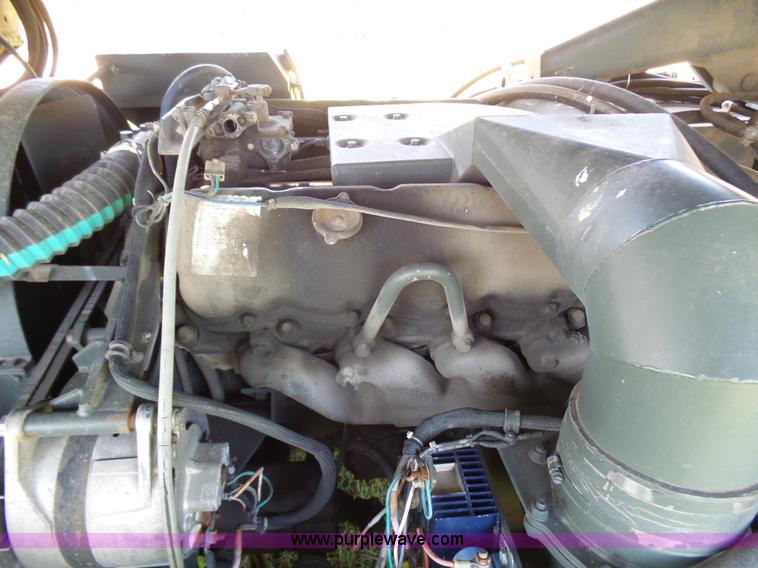 image for item L1544 Emerson AS-32-H-SA hydraulic cargo lift