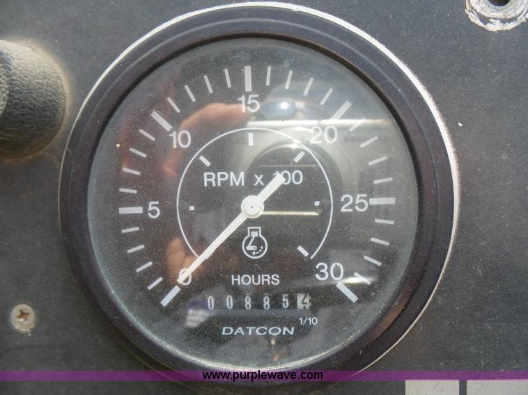 image for item L1544 Emerson AS-32-H-SA hydraulic cargo lift