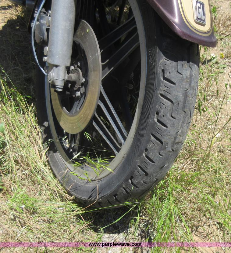 image for item L2814 1981 Honda GL1100 motorcycle