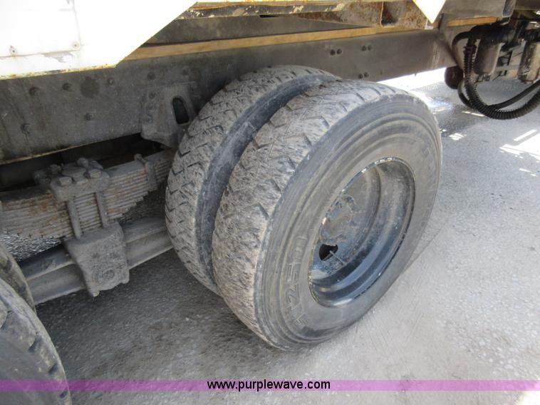 image for item L2824 1997 Freightliner FL80 refuse truck