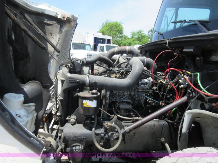 image for item L2824 1997 Freightliner FL80 refuse truck