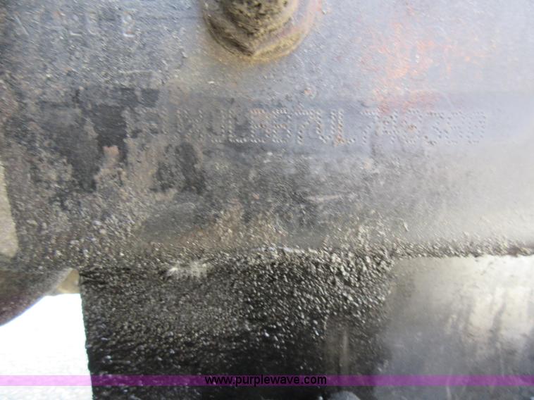 image for item L2824 1997 Freightliner FL80 refuse truck