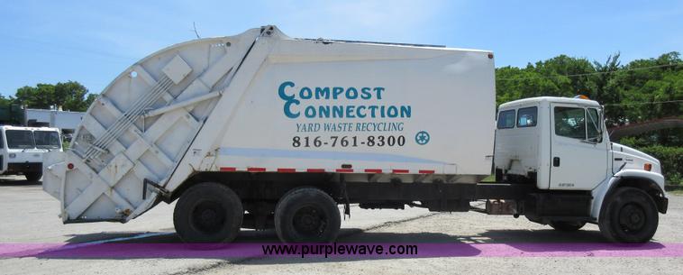 image for item L2825 1997 Freightliner FL80 refuse truck