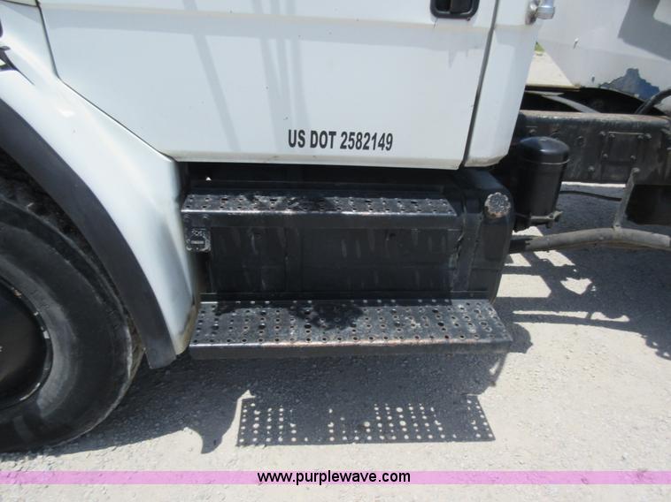 image for item L2825 1997 Freightliner FL80 refuse truck