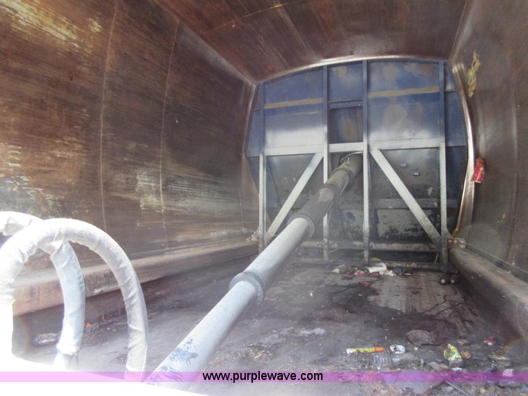 image for item L2825 1997 Freightliner FL80 refuse truck