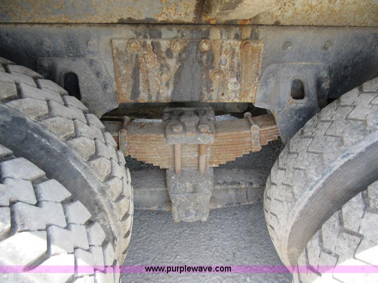 image for item L2825 1997 Freightliner FL80 refuse truck