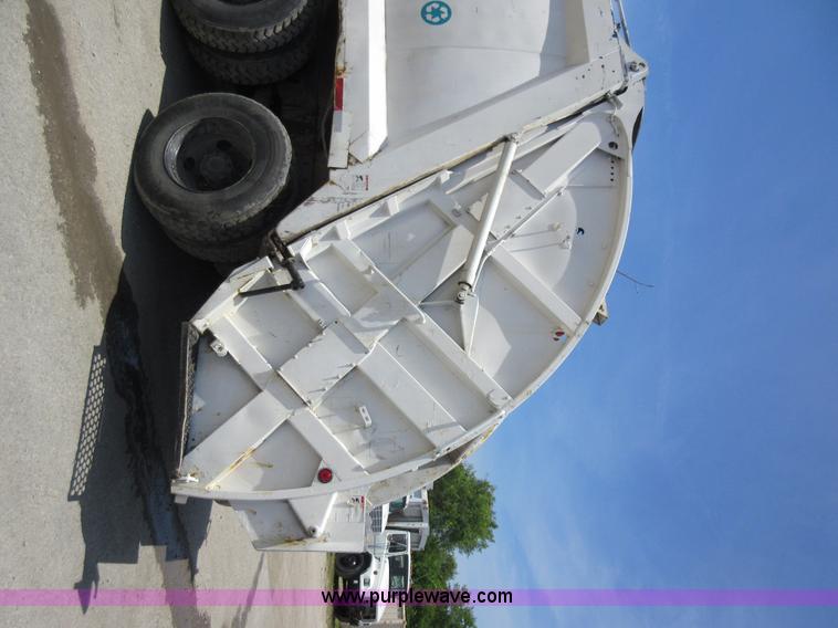 image for item L2825 1997 Freightliner FL80 refuse truck