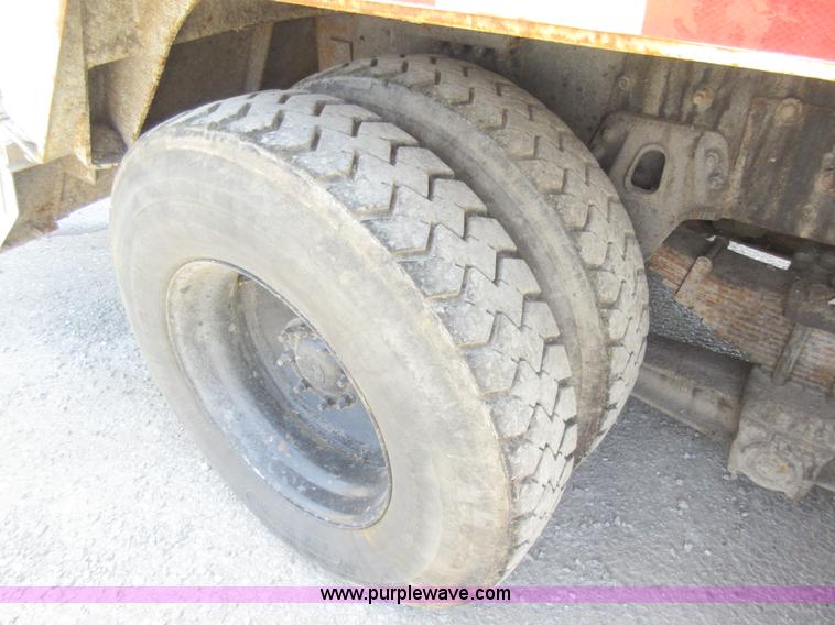 image for item L2825 1997 Freightliner FL80 refuse truck