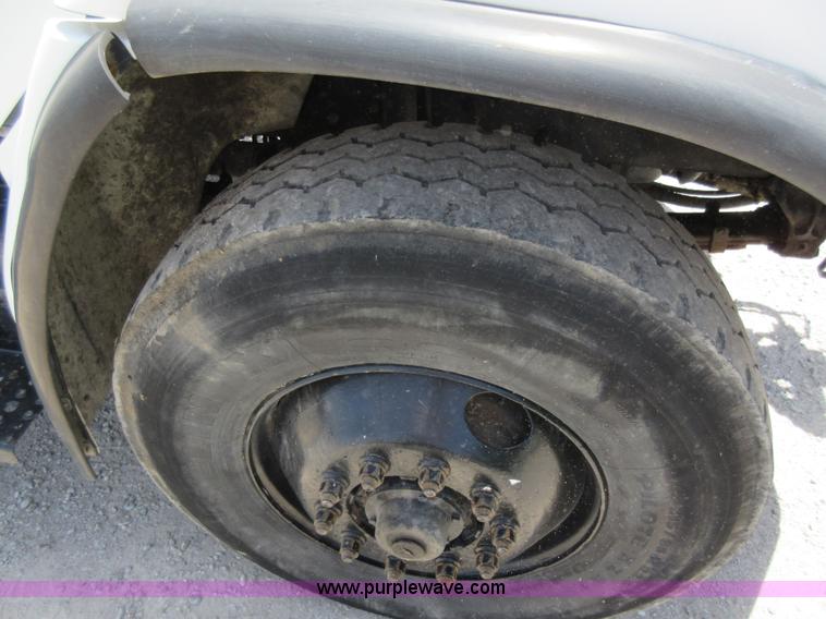 image for item L2825 1997 Freightliner FL80 refuse truck