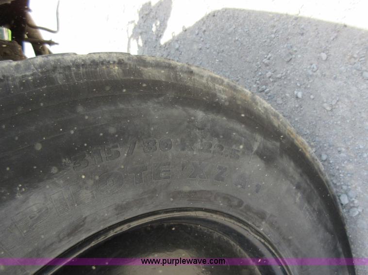 image for item L2825 1997 Freightliner FL80 refuse truck