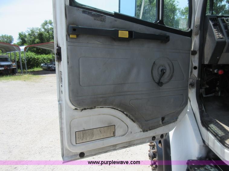 image for item L2825 1997 Freightliner FL80 refuse truck