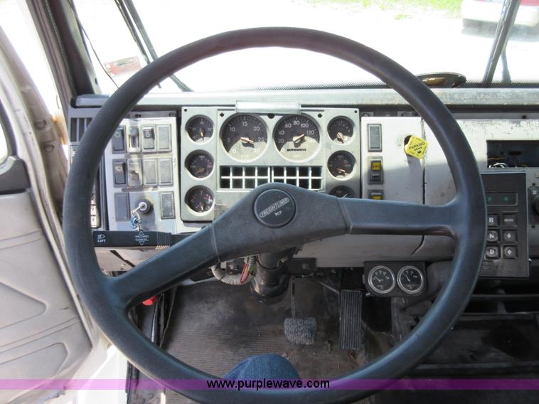 image for item L2825 1997 Freightliner FL80 refuse truck