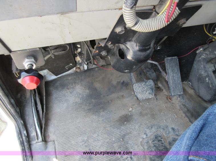 image for item L2825 1997 Freightliner FL80 refuse truck