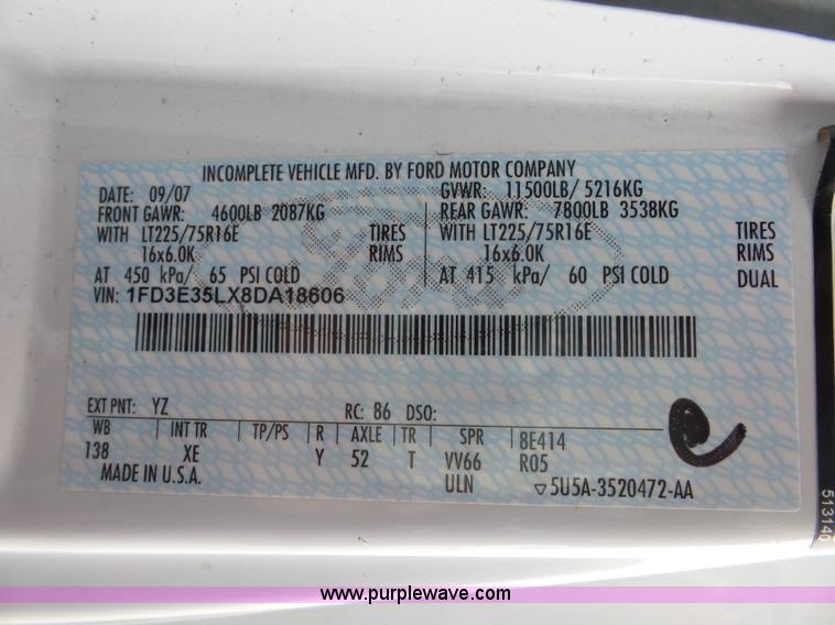 image for item L2850 2008 Ford E350 Super Duty bus