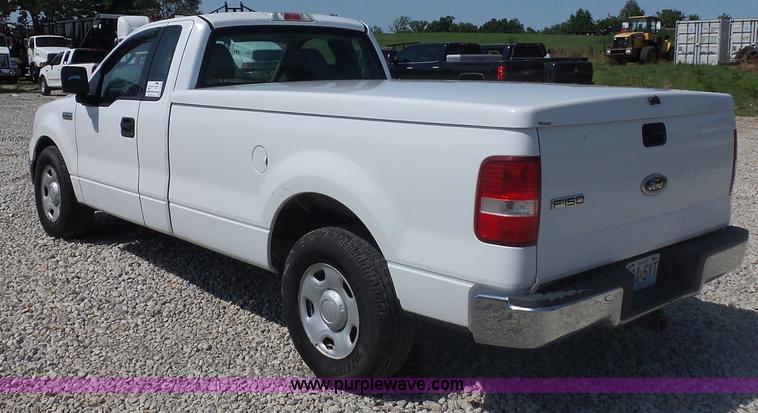 image for item L2878 2004 Ford F150 pickup truck