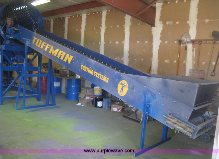 image for item L3826 Recycling sorting system