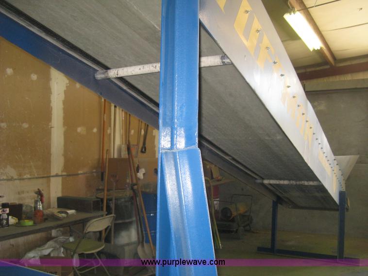 image for item L3826 Recycling sorting system