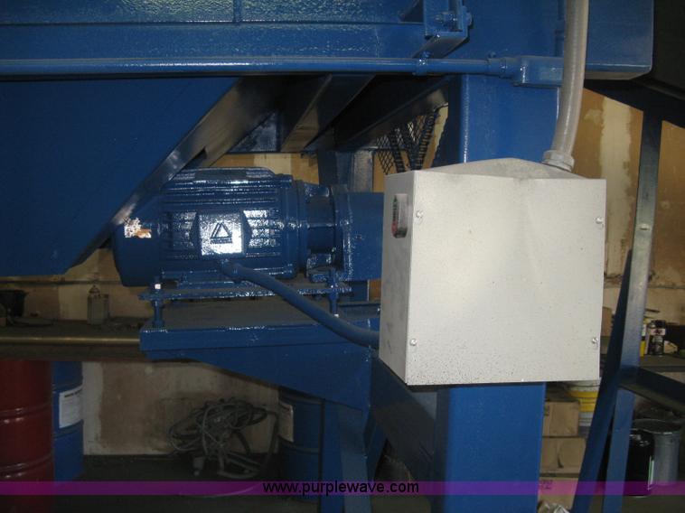 image for item L3826 Recycling sorting system