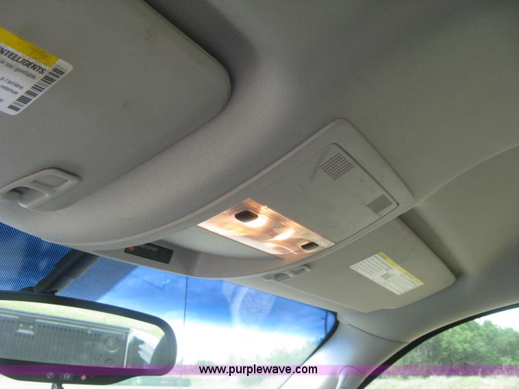 image for item L3839 2008 GMC Sierra 1500 pickup truck