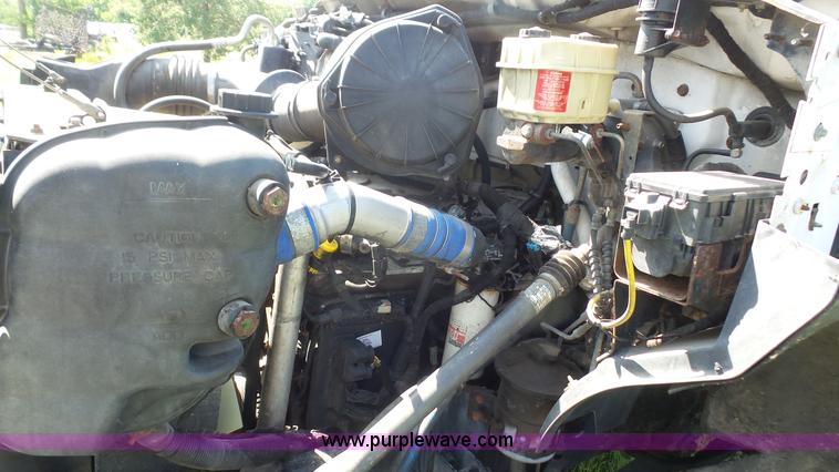 image for item L4857 2006 Ford F650 Super Duty flatbed truck