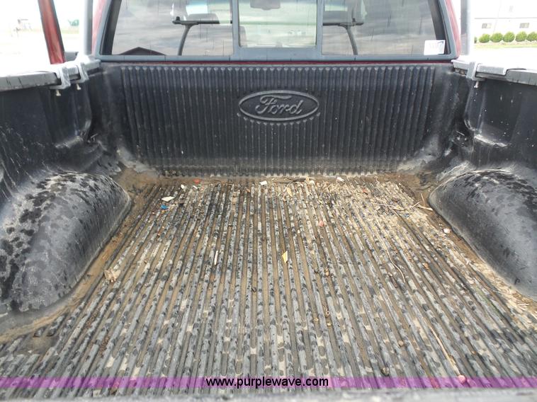 image for item L4882 2006 Ford F150 Lariat SuperCrew pickup truck