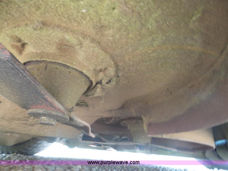 image for item L4894 John Deere 997 Z-trak lawn mower