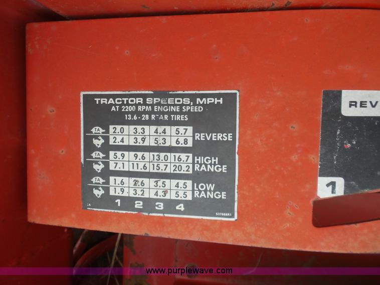 image for item L4924 1971 International 454 tractor