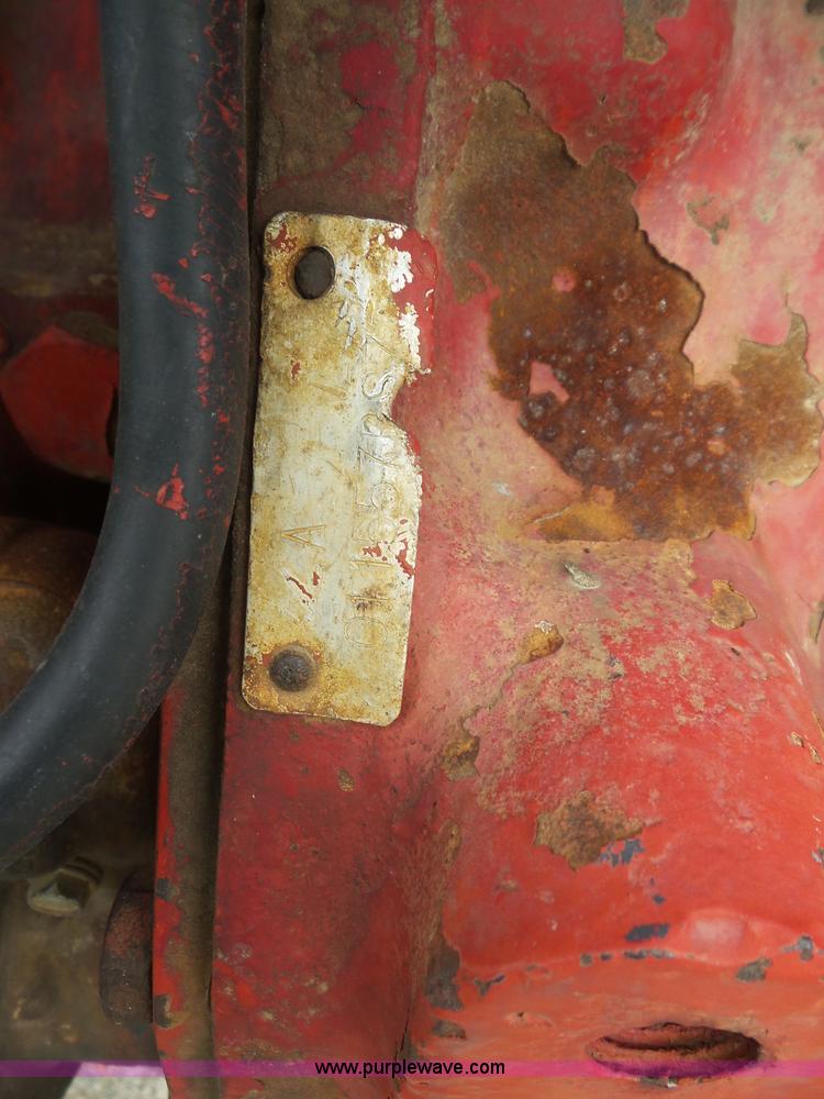 image for item L4924 1971 International 454 tractor