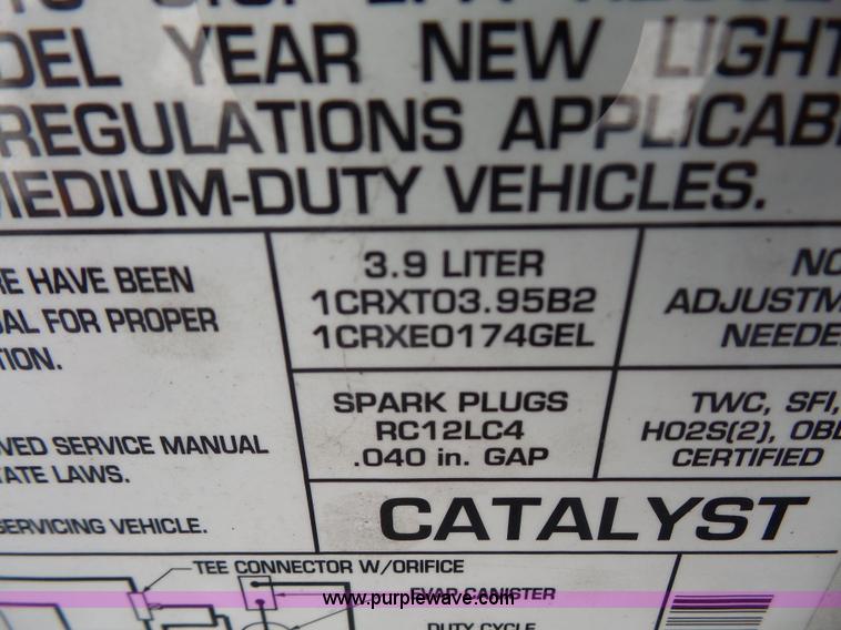 image for item L4925 2001 Dodge Ram 1500 van