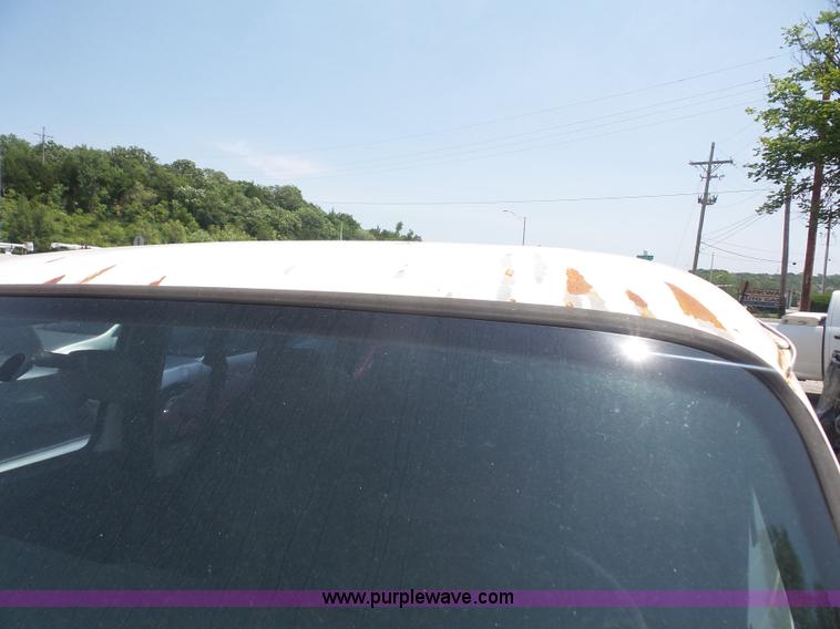 image for item L4925 2001 Dodge Ram 1500 van