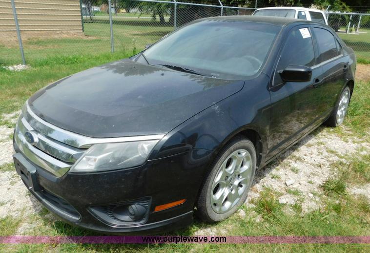 image for item L5901 2010 Ford Fusion