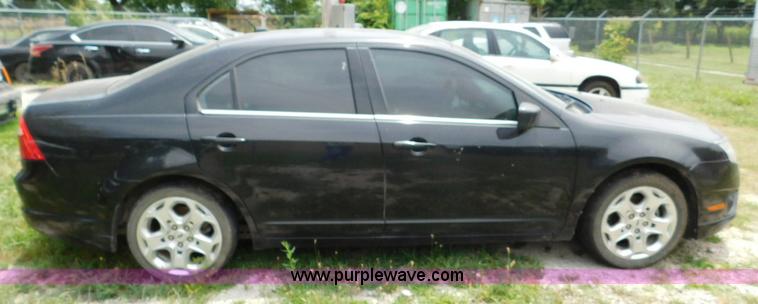 image for item L5901 2010 Ford Fusion