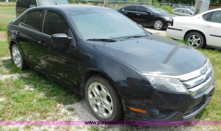 image for item L5901 2010 Ford Fusion