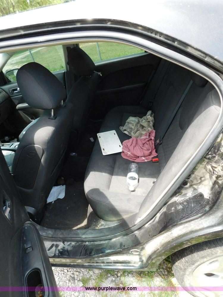 image for item L5901 2010 Ford Fusion