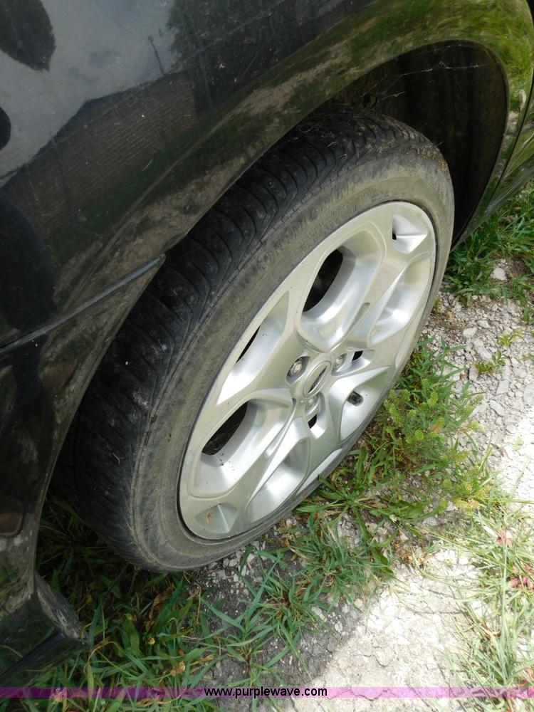 image for item L5901 2010 Ford Fusion