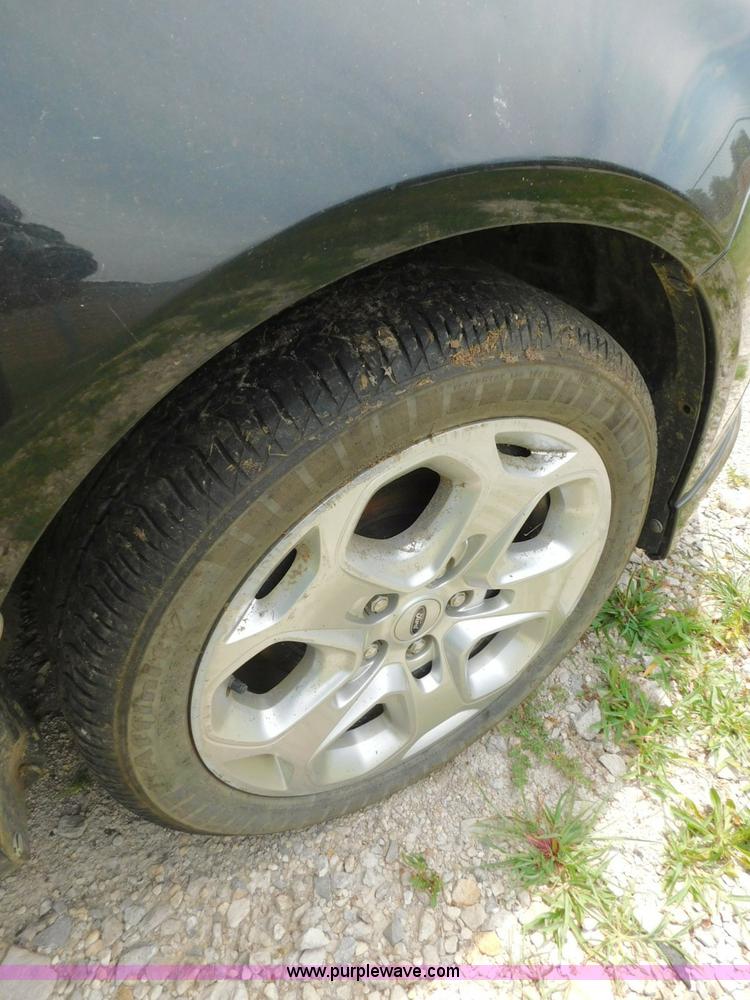 image for item L5901 2010 Ford Fusion