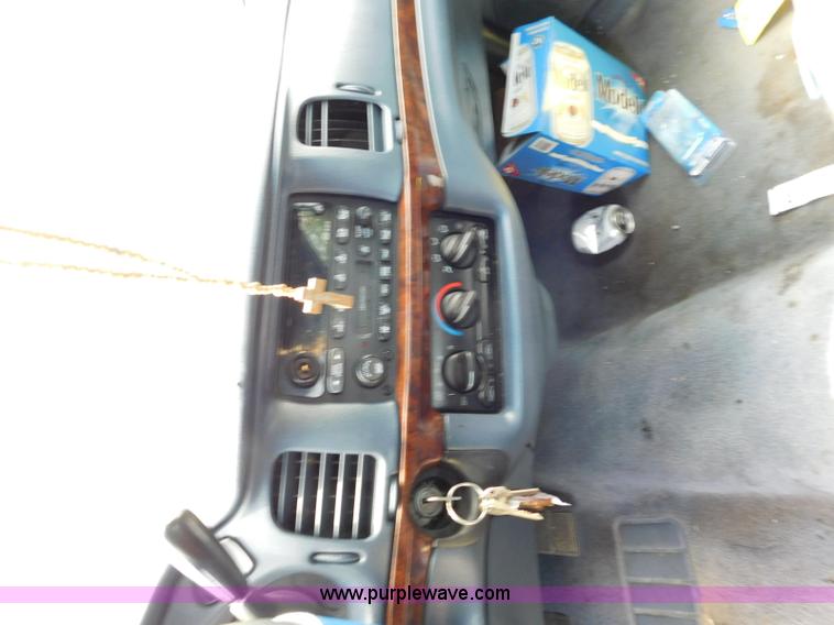 image for item L5904 2001 Chevrolet Impala