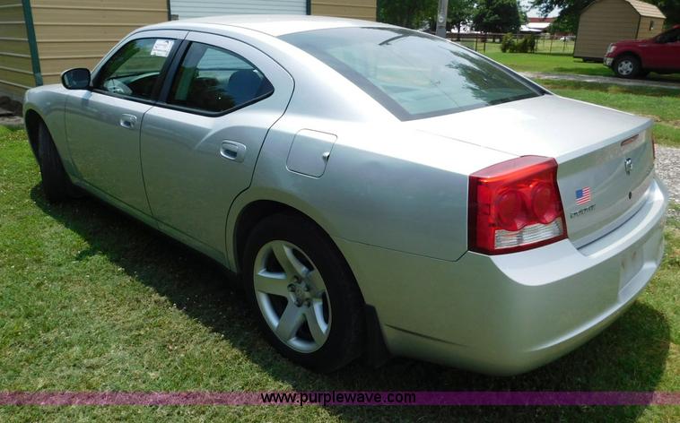 image for item L5906 2010 Dodge Charger
